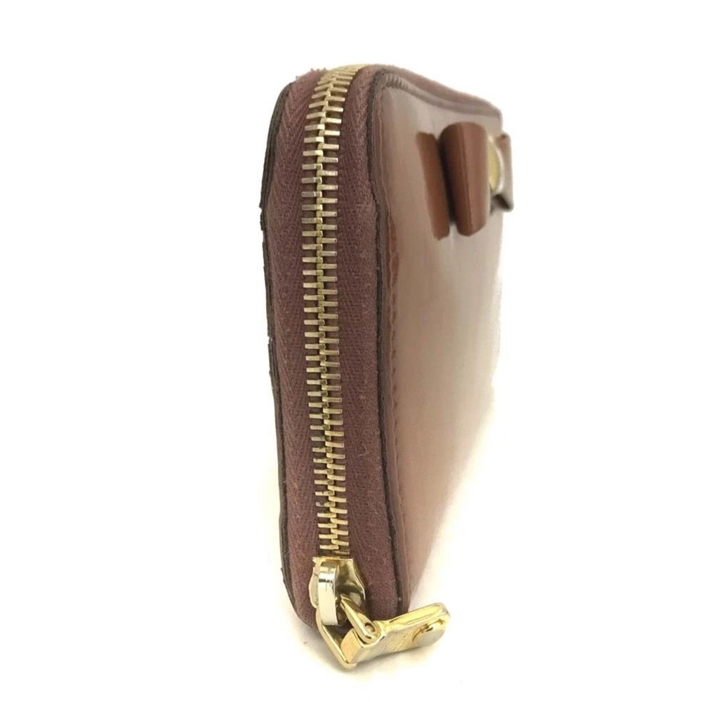 Miu Miu Tan Patent Leather Clutch with Bow Accent - Picture 5 of 6